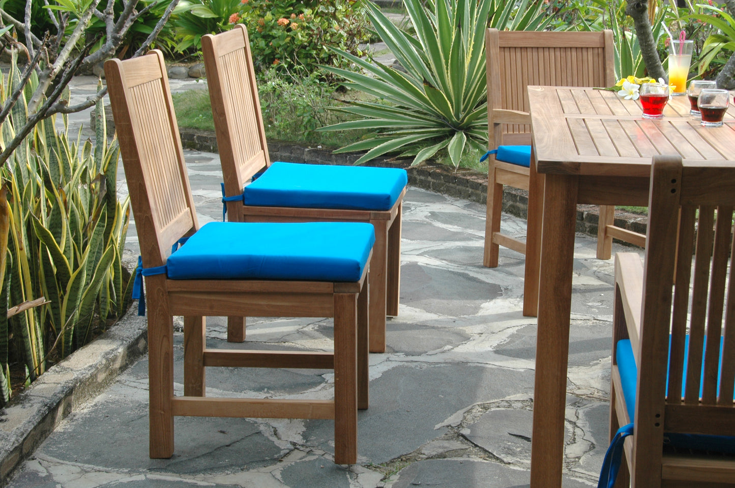 Montage Chester 7-Piece Dining Set
