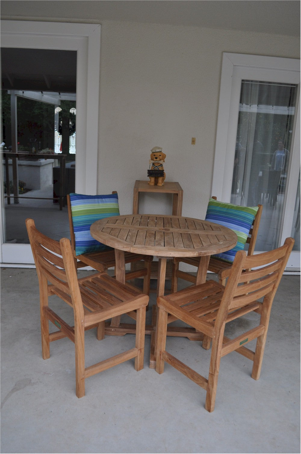 Descanso Windham 5-Piece Dining Set