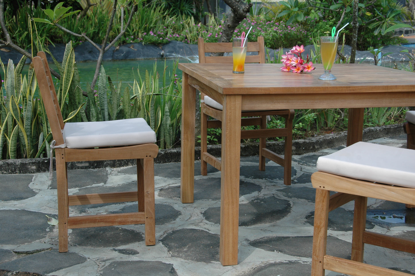 Montage Windham 5 - Piece Dining Set A